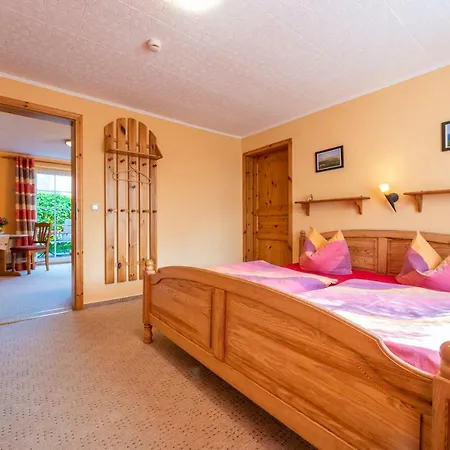 Landhaus Lorenz * Middelhagen